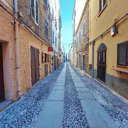 Maison Cavour Alghero Bagian luar foto