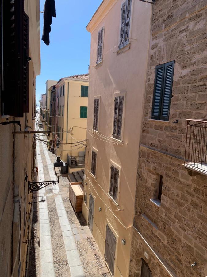 Maison Cavour Alghero Bagian luar foto