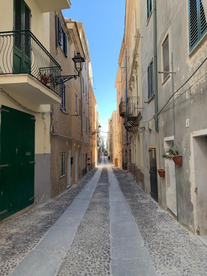 Maison Cavour Alghero Bagian luar foto