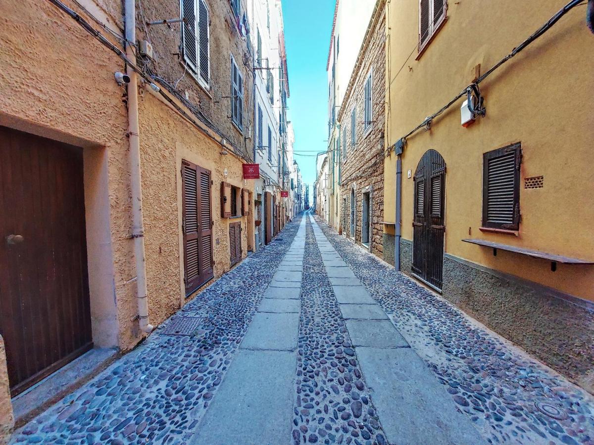 Maison Cavour Alghero Bagian luar foto