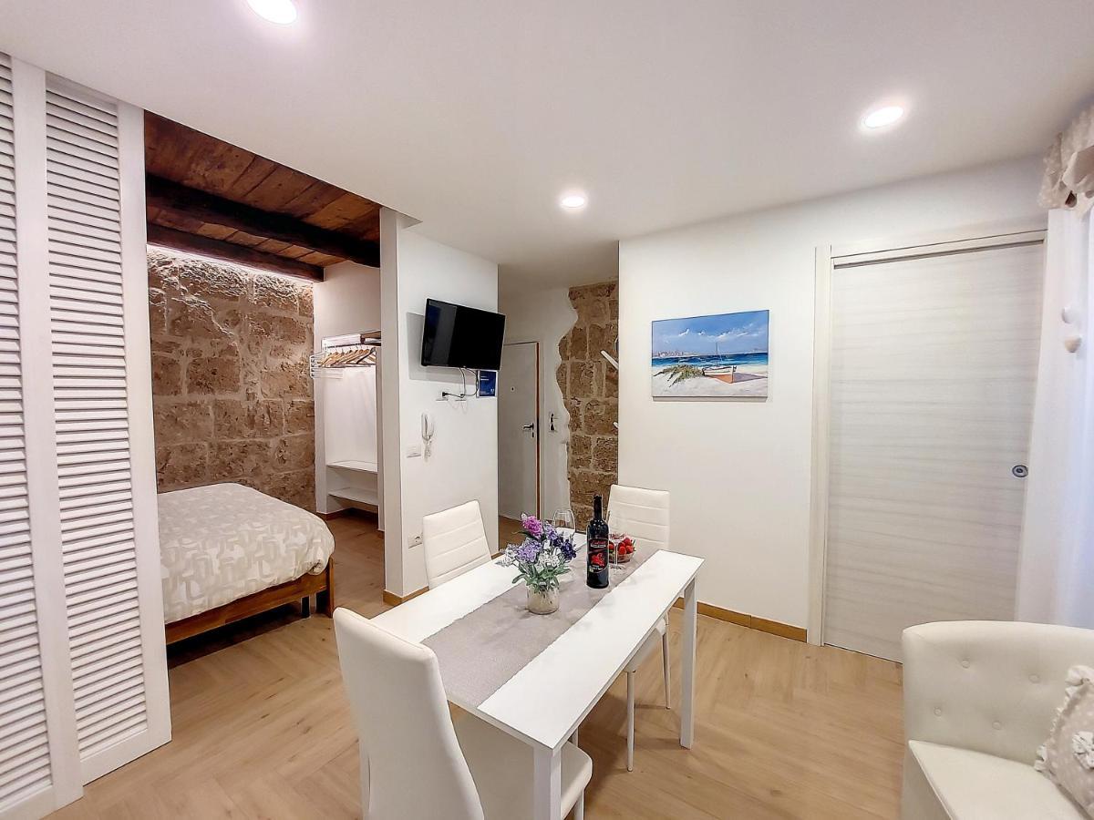 Maison Cavour Alghero Bagian luar foto